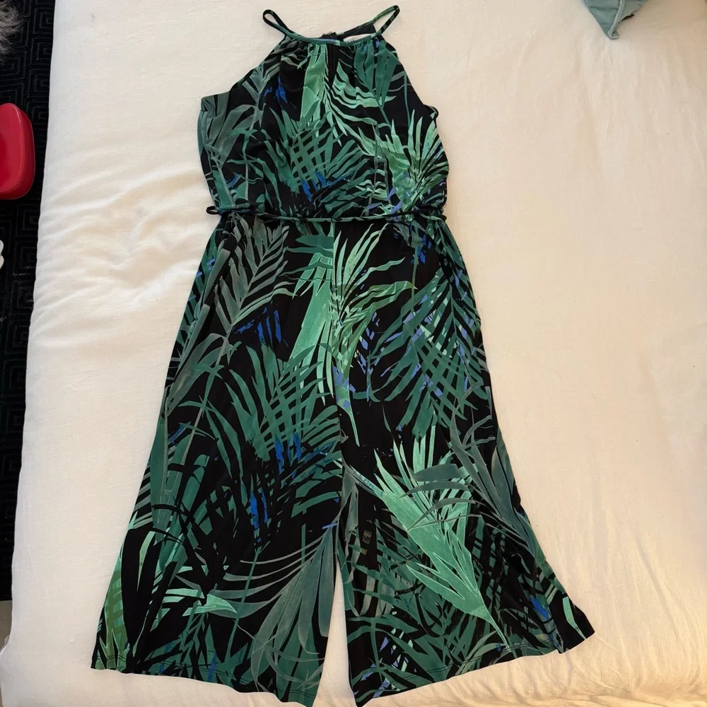 London Times Leafy Green and Black Jumpsuit Size 14 - Picture 2 of 4